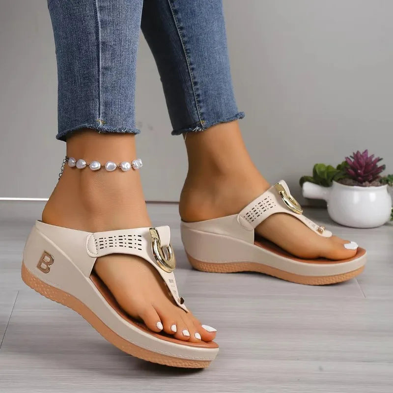 Stylish wedge flip flops