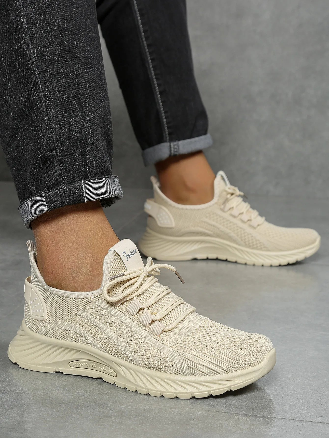 Lightweight Training Sneakers