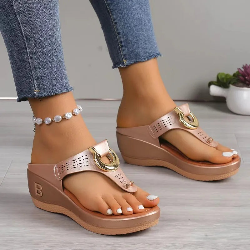 Stylish wedge flip flops